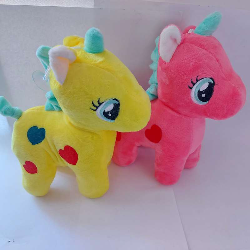 Small plush teddy bears