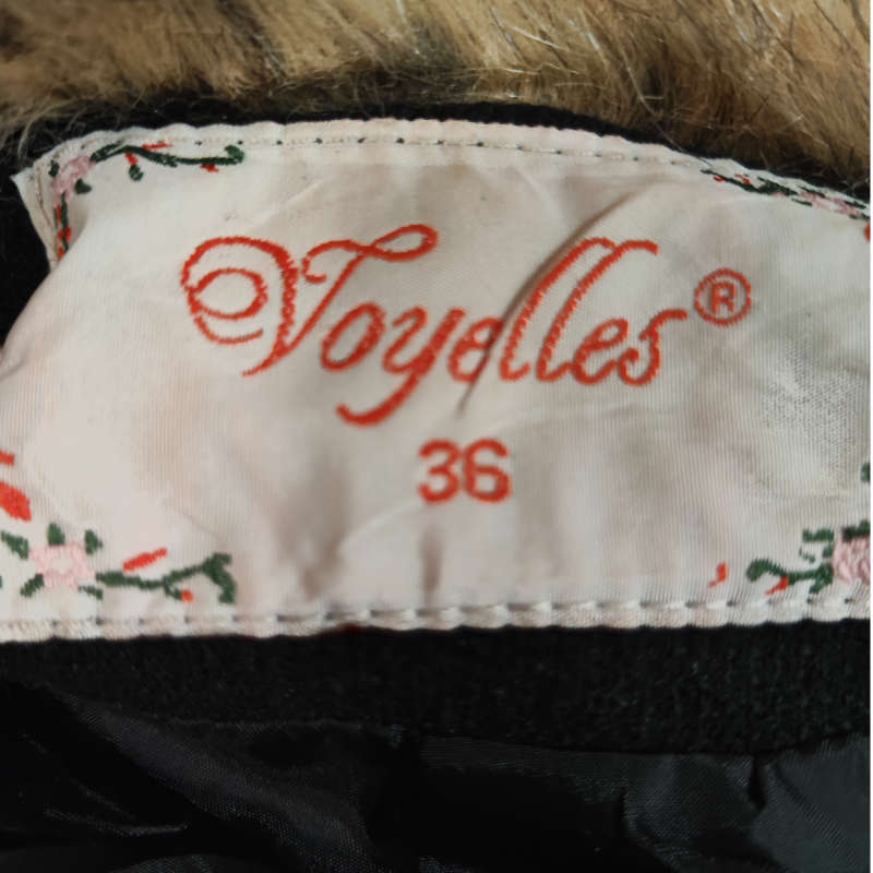 Voyelles Beautiful Black Coat For Women - Brown Fur Collar