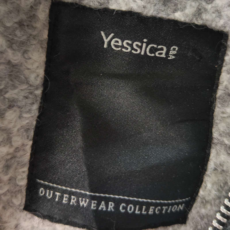 36 (M/L) Yessica Women Grey Coat