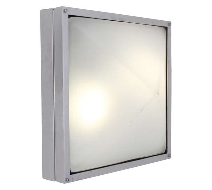 Eurolux Large Plain Bulkhead Light - Silver (100W)
