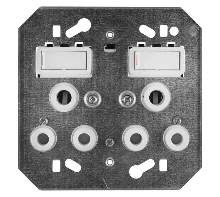 Crabtree Double Socket Vert 1 Lose (4x4)