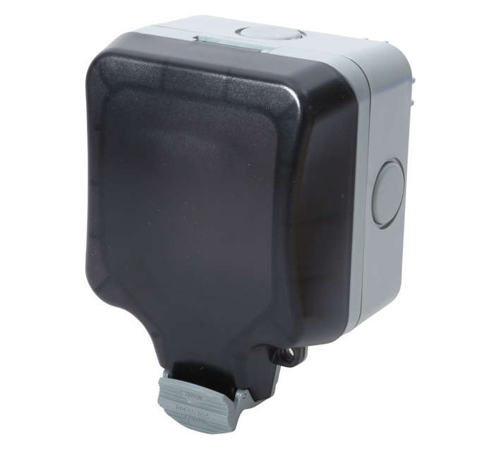 Masterplug WP23SA IP66 Single Socket (16amp)