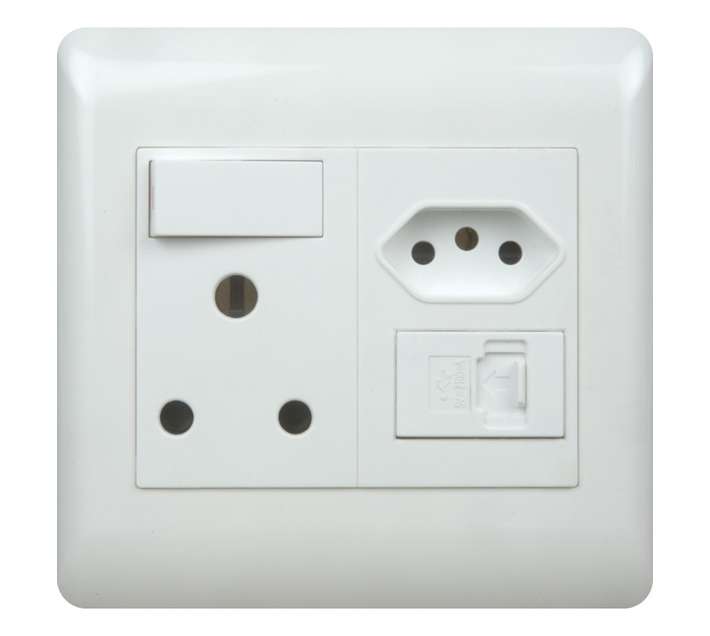 Design House 1 x IEC 1 x USB 1 x 16A Socket - White (100 x 100mm)