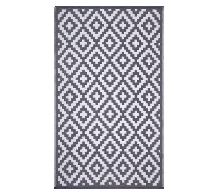 Stefano and Co Pitaya Diamond Outdoor Rug - Grey (2700 x 1800mm)