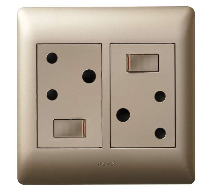 Ysalis Double Switched Socket - Champagne