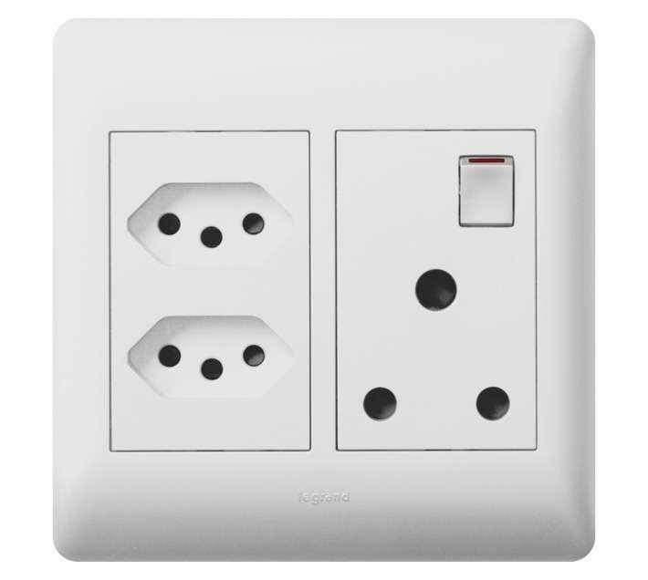 Ysalis Single Vertical and Double Slimline Sockets - White