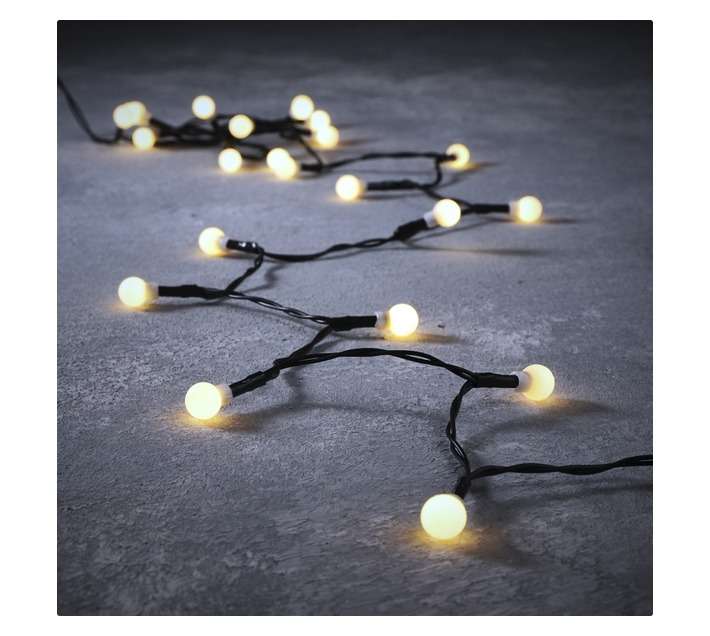 House of Seasons 48 LED Berry String Light - White (3900 x 3 x 20mm)