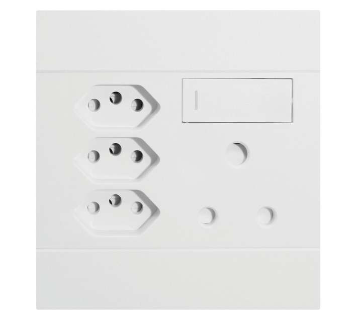Veti 2VW225 4x4 V-Slim Socket Switch - White