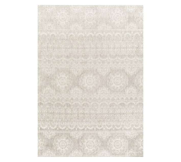 Stefano and Co Flower Remix - Off White (2300 x 1600mm)