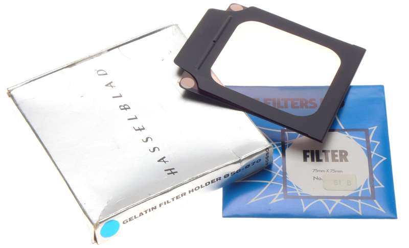 LEE 81 B Filter gelatin filter holder HASSELBLAD 40690 Color 75mmx75mm box 50-70