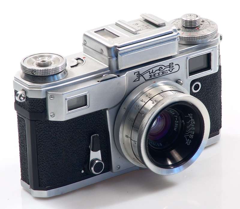 KIEV CHROME VINTAGE CONTAX MOUNT CAMERA 2.8/35mm LENS
