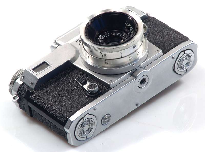 KIEV CHROME VINTAGE CONTAX MOUNT CAMERA 2.8/35mm LENS