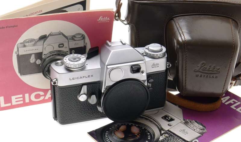 LEICAFLEX CHROME 1st VERSION RARE CHROME 35mm CAMERA BODY MANUAL CASE CAP CLEAN