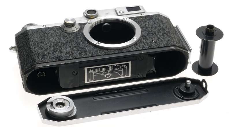 CANON EP M39 RANGEFINDER LEICA CHROME CAMERA BODY 35mm FILM SPOOL USED GOOD COND