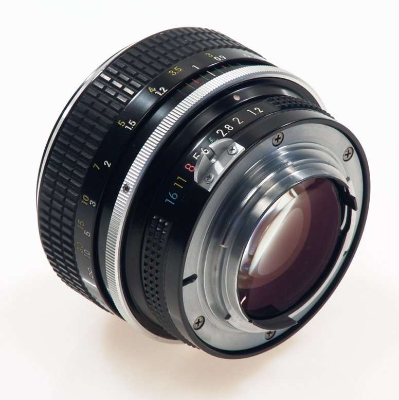 NIKON CAMERA NIKKOR f=55mm FAST LENS 1:1.2/55mm RARE NR