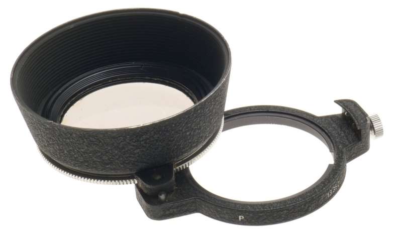LEICA CAMERA LENS SWING IN/OUT POLAROID FILTER 13352 X HOOD SHADE FITS M3 M2 M6