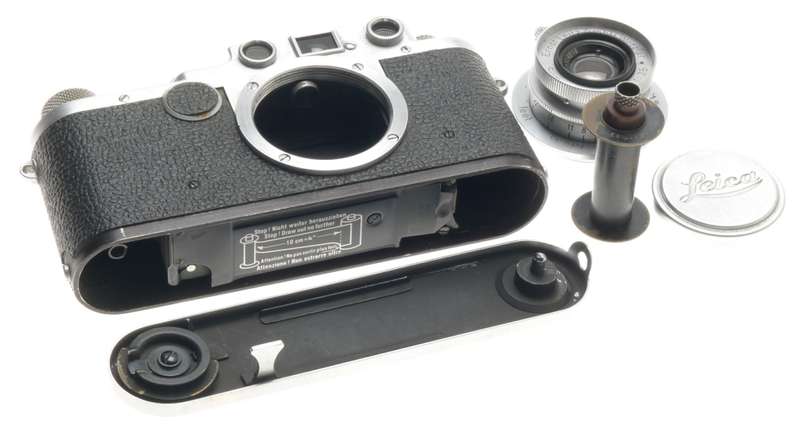IIF LEICA CHROME CLASSIC 35mm CAMERA LEITZ SUMMARON 1:3.5 f=3.5cm COMPACT LENS