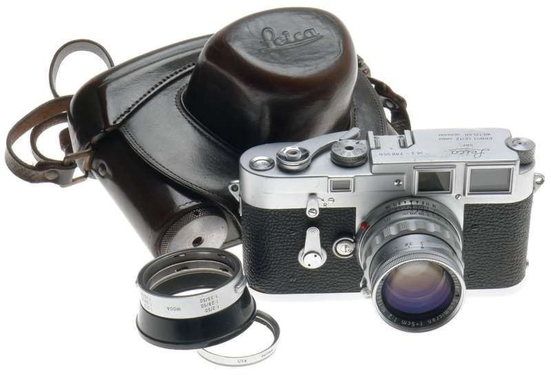 DS LEICA M3 FILM 35mm CAMERA WITH SERVICED SUMMICRON 1:2/50mm RIGID CHROME LENS