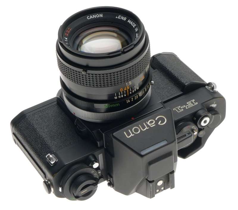 CANON F-1 SLR 35mm FILM CAMERA AE FINDER FN 1.4 S.S.C f=50mm CASE FILTER 1.4/50