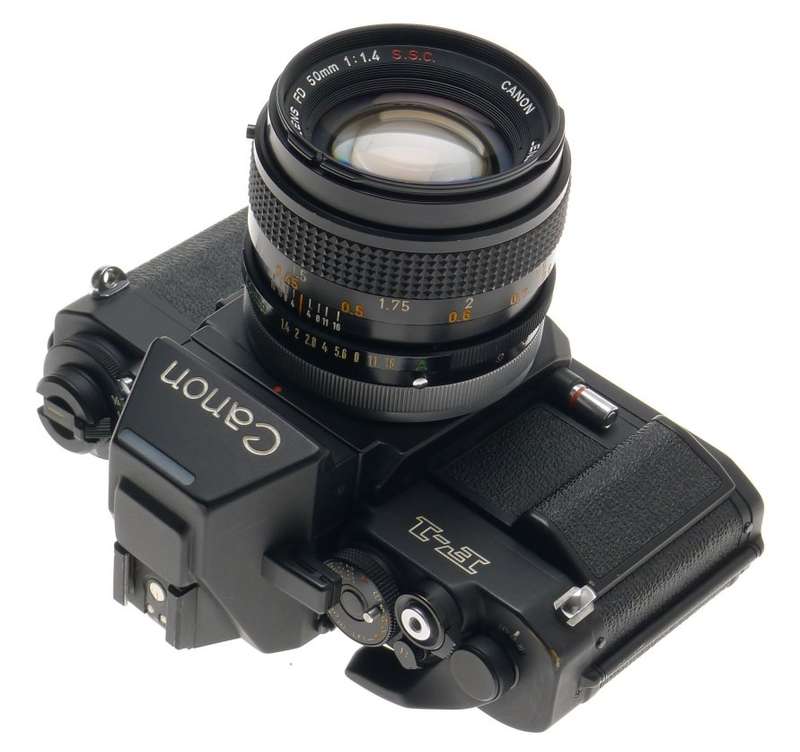 CANON F-1 SLR 35mm FILM CAMERA AE FINDER FN 1.4 S.S.C f=50mm CASE FILTER 1.4/50