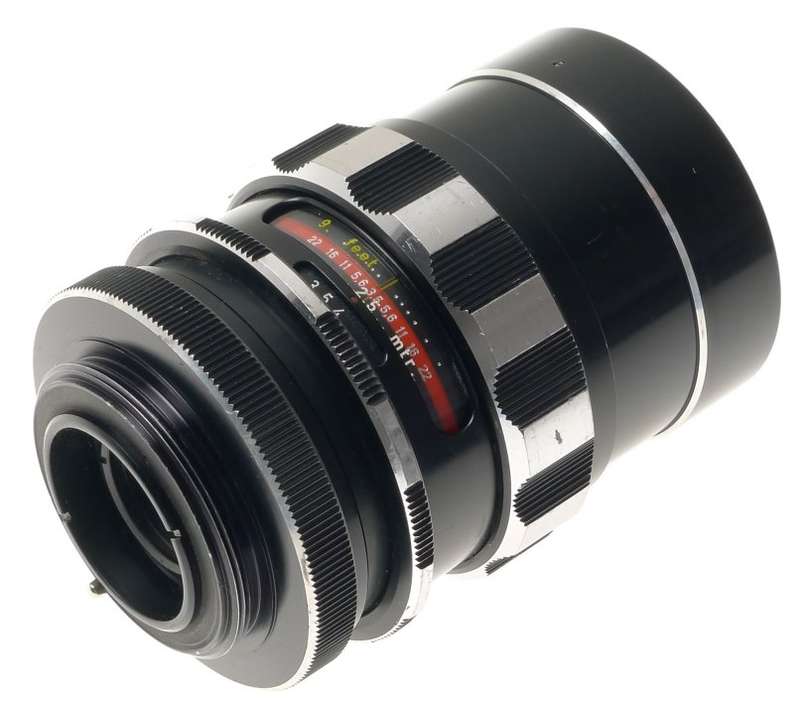 ISCO-GOTTINGEN TELE-WESTANAR 1:3.5/135mm BLACK 35mm FILM CAMERA LENS f=135mm