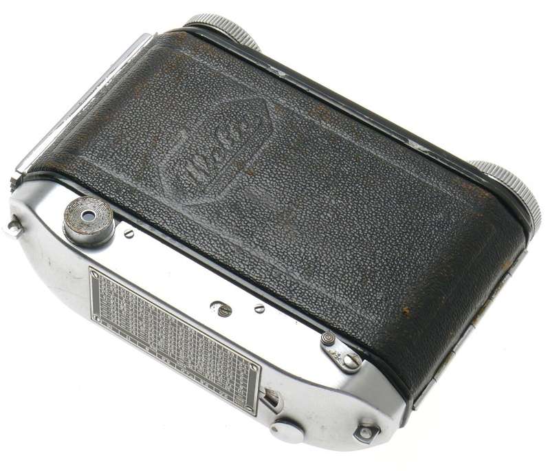 WELTA WELTINI SCHNEIDER XENAR 1:2.8 f=5cm FOLDING BLACK RANGEFINDER CAMERA RAPID