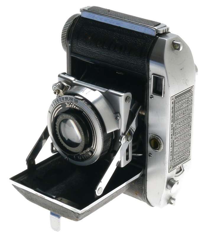 WELTA WELTINI SCHNEIDER XENAR 1:2.8 f=5cm FOLDING BLACK RANGEFINDER CAMERA RAPID