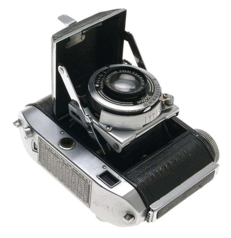 WELTA WELTINI SCHNEIDER XENAR 1:2.8 f=5cm FOLDING BLACK RANGEFINDER CAMERA RAPID