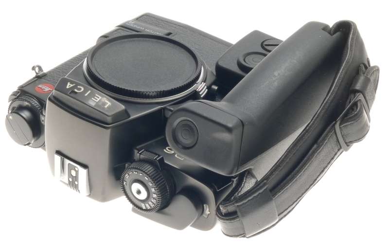 LEITZ R6 BLACK CLEAN SLR 35mm FILM CAMERA BODY WITH MOTOR WINDER LEICA HAND GRIP