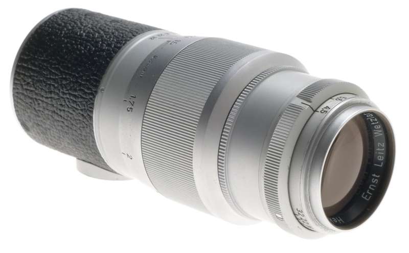 LEICA M39 MOUNT HEKTOR 1:4.5/135mm CHROME SILVER LENS WITH CAPS NICE CONDITION