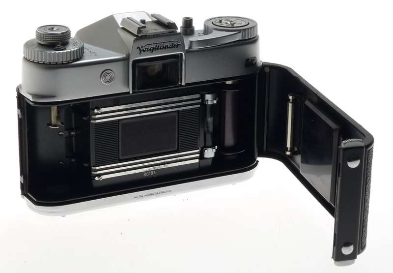VOIGTLANDER 35mm SLR VINTAGE FILM CAMERA BESSAMATIC COLO-SKOPAR 1:2.8/50mm LENS
