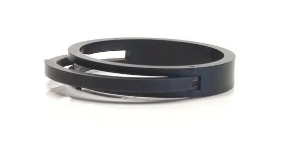 LINHOF TECHNIKA STEP-DOWN RING FOR LENS SHADE 70-60mm