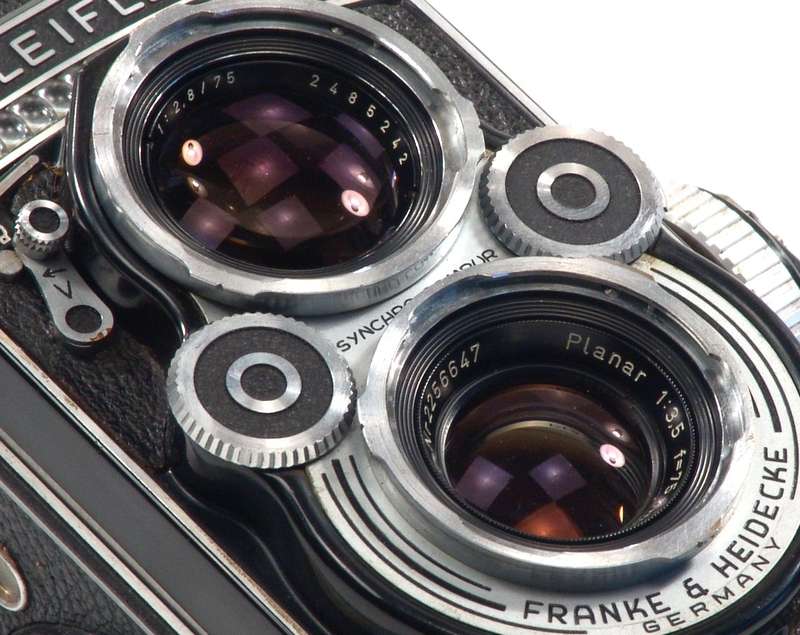 ROLLEIFLEX ZEISS PLANAR 3.5/75mm LENS TLR f=75mm CAMERA METER CASED CLEAN