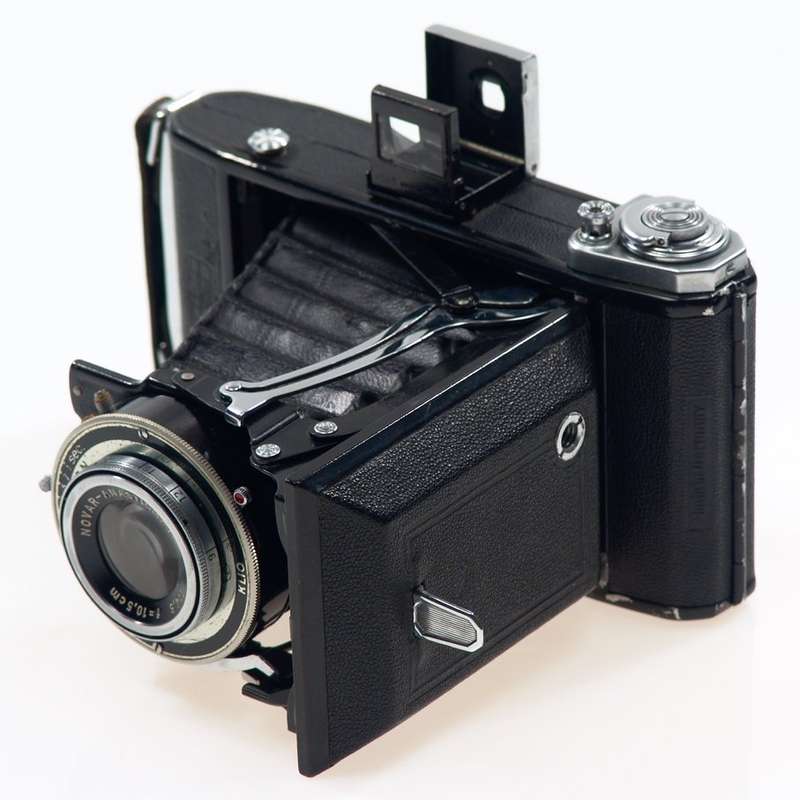 ZEISS IKON 521/2 BELLOWS CAMERA ANSTIGMAT 4.5/10.5cm NR