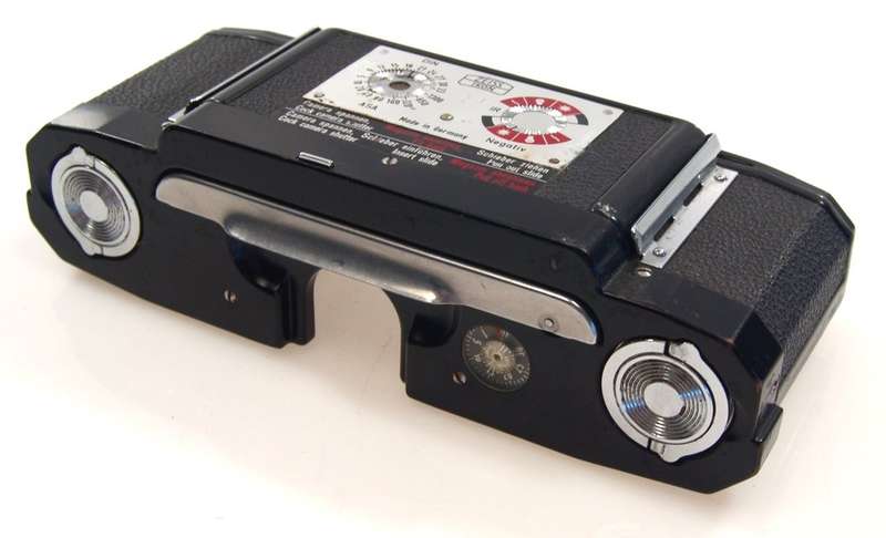 ZEISS IKON CONTAREX CAMERA BLACK FILM BACK WITH MANUAL