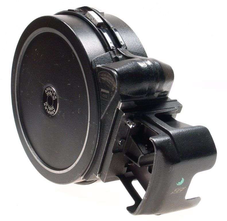ARRIFLEX 35 MOVIE CAMERA 1000ft FILM MAGAZINE BL III NR