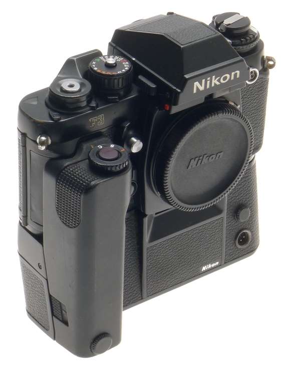 35mm FILM CAMERA NIKON F3 BLACK BODY WITH MOTOR DRIVE WINDER MD-4 PRISM FINDER