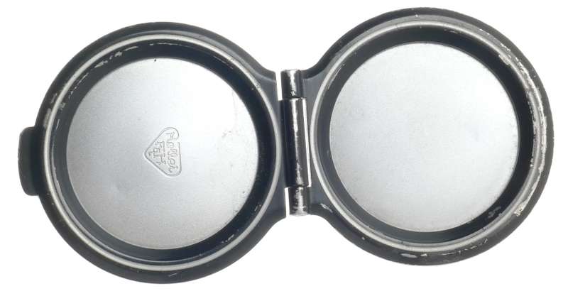 ROLLEIFLEX 2.8F ZEISS PLANAR WHITE FACE TLR CAMERA LENS CAP CHROME USED 2.8/80