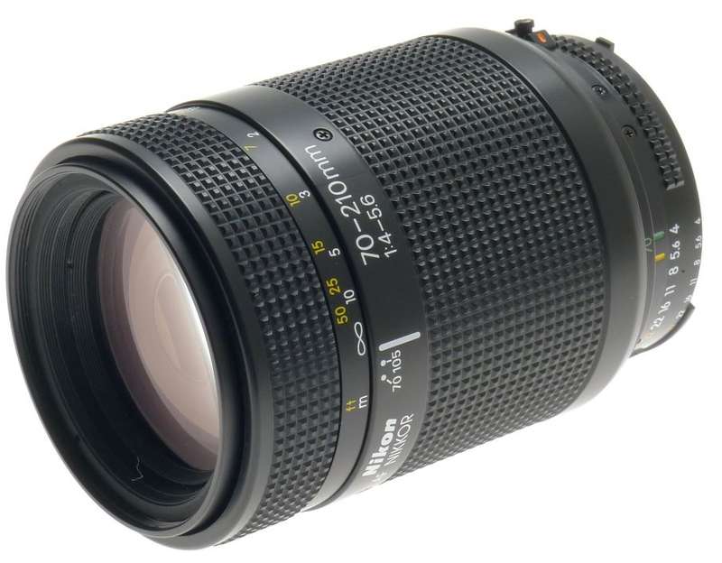 AI-S NIKON CAMERA ZOOM LENS 1:4-5.6 f=70-210mm AF NIKKOR MINT CONDITION CAPS