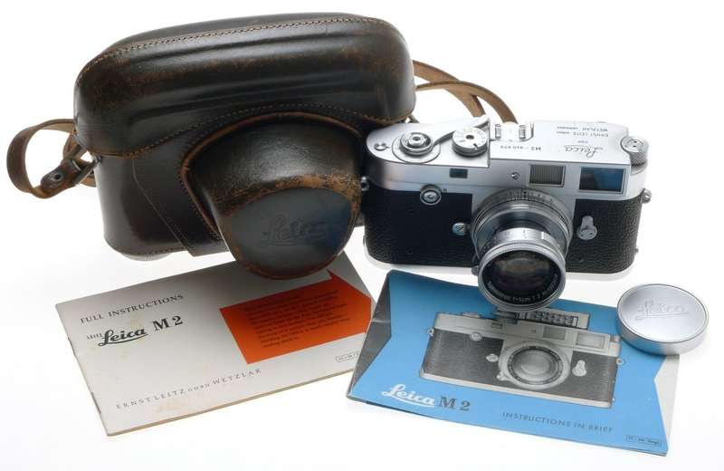 LEICA M2 BEAUTIFUL SUMMICRON 1:2 f=5cm LENS 2/50mm CASE MANUAL CAP CLEAN CAMERA