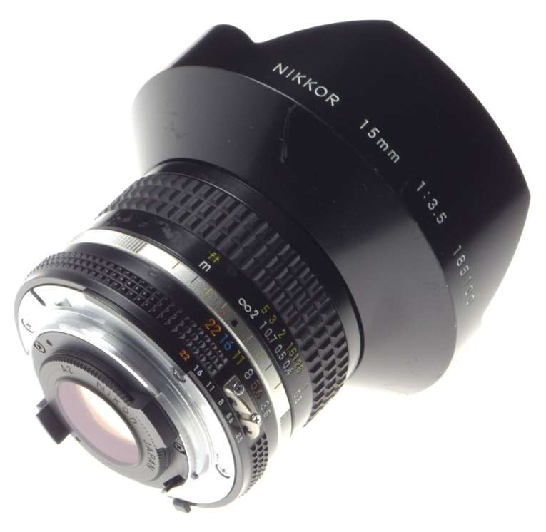 USED NIKKOR 15mm 1:3.5 ULTRA WIDE ANGLE NIKON LENS F=15mm 3.5/15 CAPS FILTER