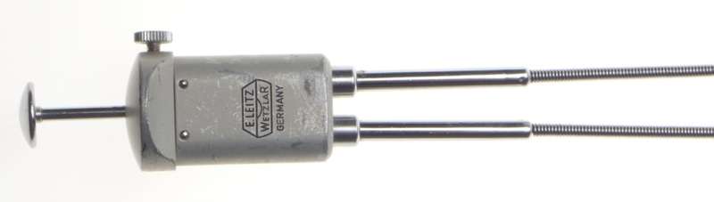 LEITZ Wetzlar Leica camera double release cable for Visoflex Macro Bellows used