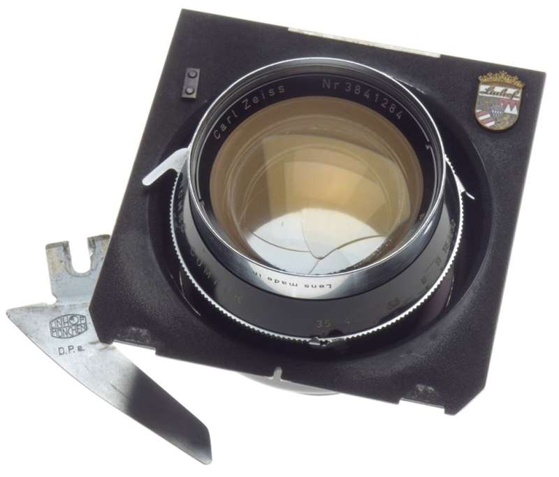 PLANAR 1:3.5 f=135mm Zeiss coated medium format lens Synchro-Compur shutter cam