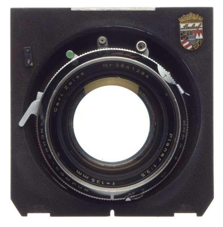 PLANAR 1:3.5 f=135mm Zeiss coated medium format lens Synchro-Compur shutter cam
