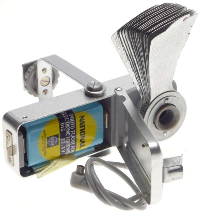 MILOR Vintage Satalite dish type camera flash gun fits hot shoe complete cable