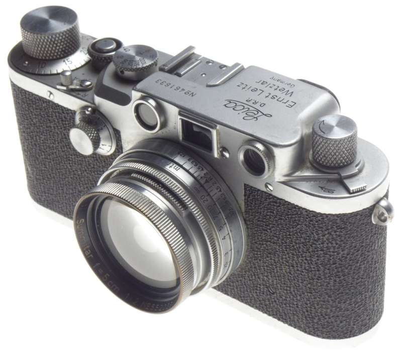 LEICA IIIc shark skin 35mm rangefinder camera Summitar f=5cm 1:2 case caps 2/50
