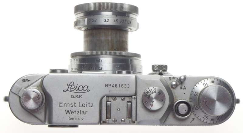 LEICA IIIc shark skin 35mm rangefinder camera Summitar f=5cm 1:2 case caps 2/50