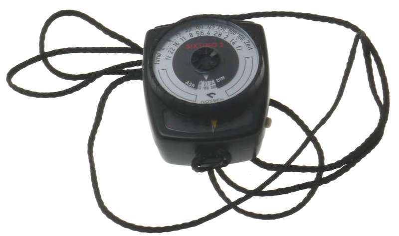 GOSSEN SIXTINO II 2 BLACK LIGHT EXPOSURE CAMERA PHOTOGRAPHIC METER STRAP USED