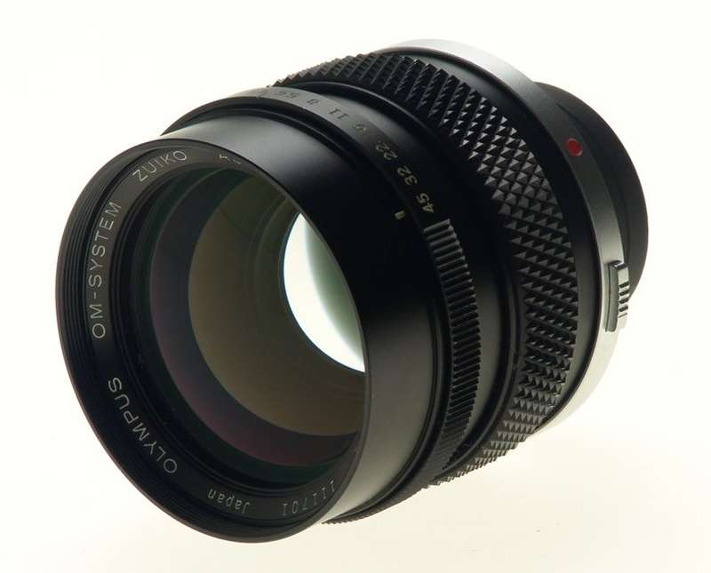 OLYMPUS OM-SYSTEM ZUIKO 1:4.5/135mm AUTO-MACRO f=135mm 1:4.5 LENS CAPS CLEAN NR