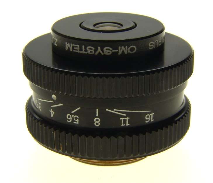 OLYMPUS OM-SYSTEM ZUIKO MACRO 1:3.5 f=20mm SLR CLOSE UP LENS 3.5/20mm LUMINAR NR